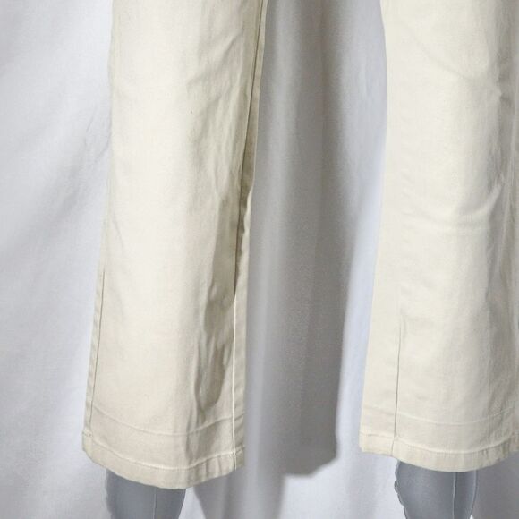 Old Navy Ultimate Straight khakis - Picture 3 of 9